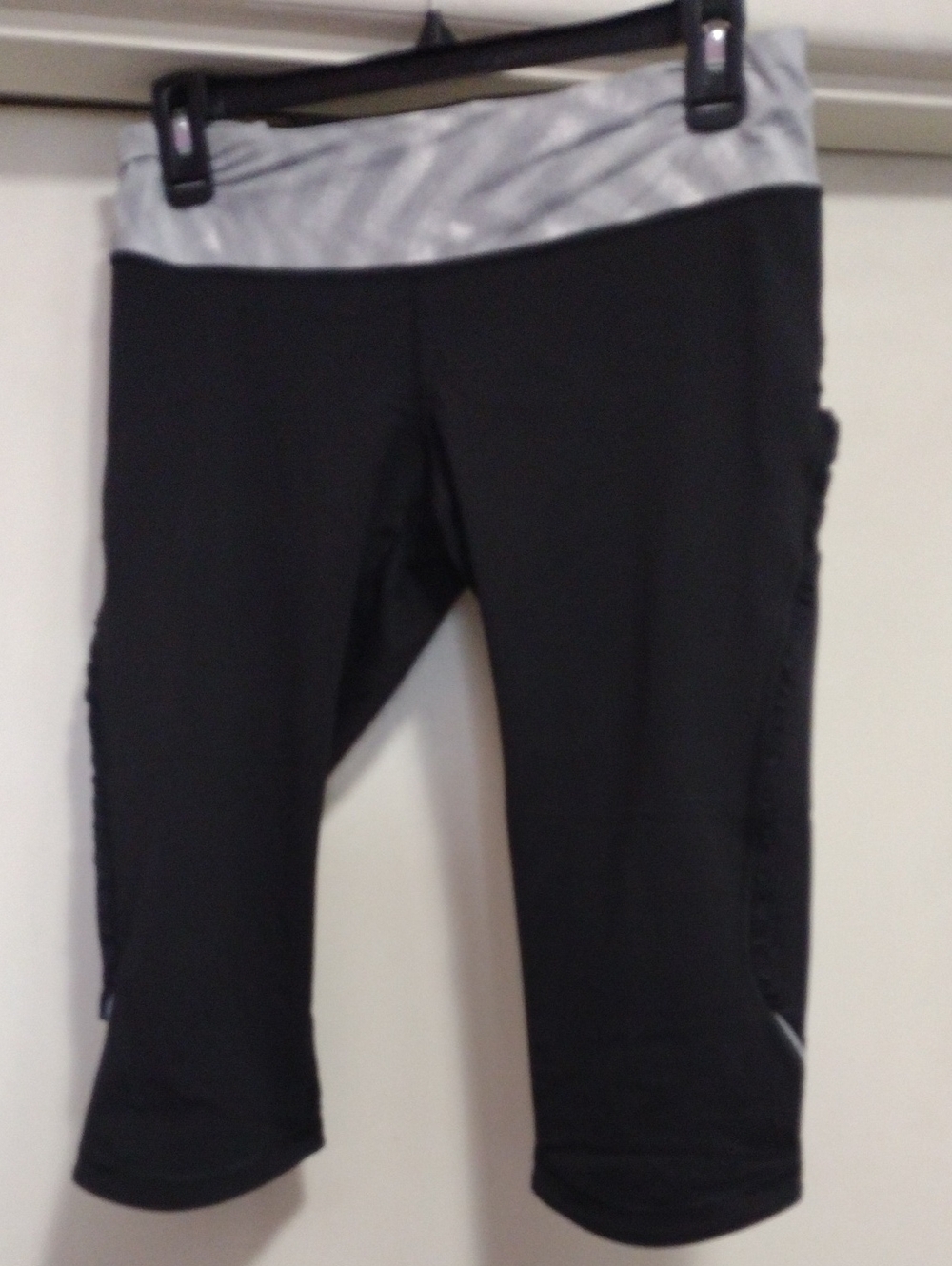 lululemon athletica Black Capri Leggings with Light Gray Waistband